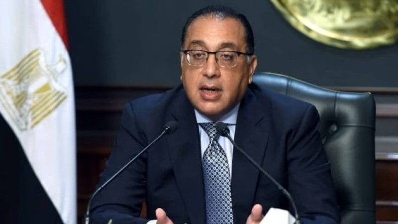 مدبولي: لا انقطاع للكهرباء ولا زيادة في أسعار البنزين