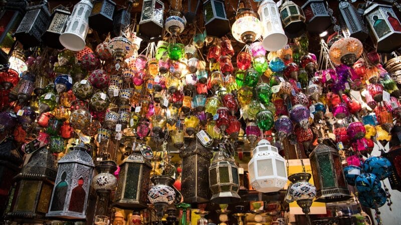 رمضان 2026 يطرق الباب.. والحرب تُعقّد أسعار السلع في أشد الأشهر ضغطاً