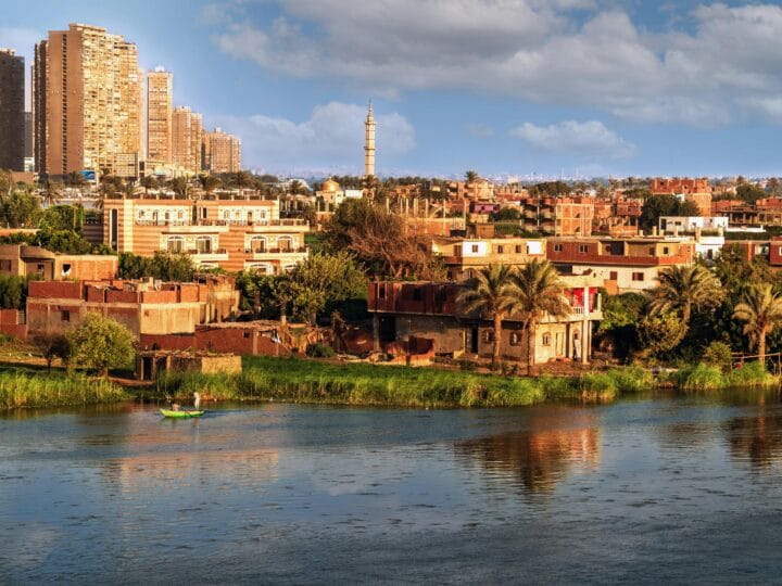 البورصة المصرية تربح 427 مليار جنيه منذ يناير.. كيف صنعت الهدنة هذا الرقم؟